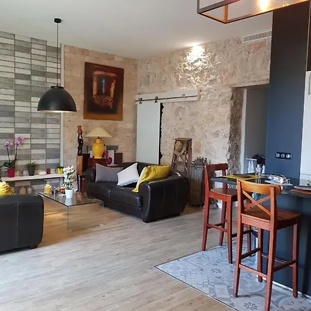 Supérieures Privées, Plein Centre-ville De - Hubert Alloggio in famiglia