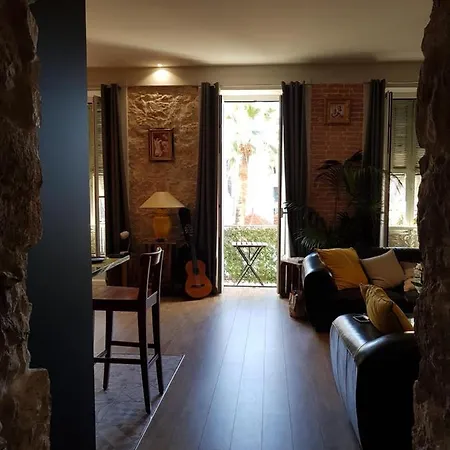 Supérieures Privées, Plein Centre-ville De - Hubert