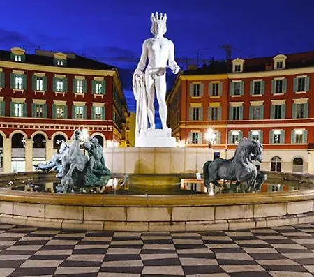 Supérieures Privées, Plein Centre-ville De - Hubert Alloggio in famiglia