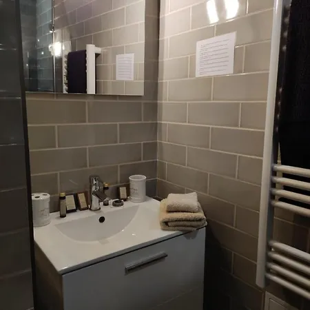 Supérieures Privées, Plein Centre-ville De - Hubert Nice